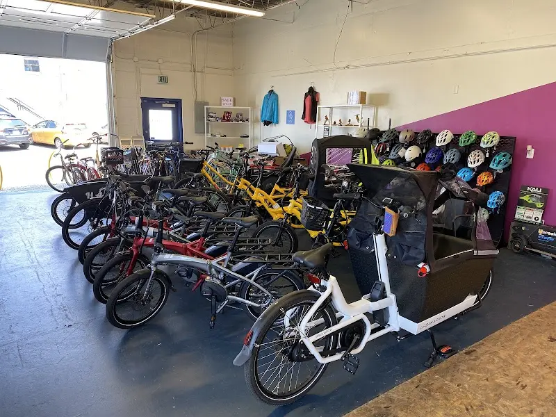 Hardt Family Cyclery storefront