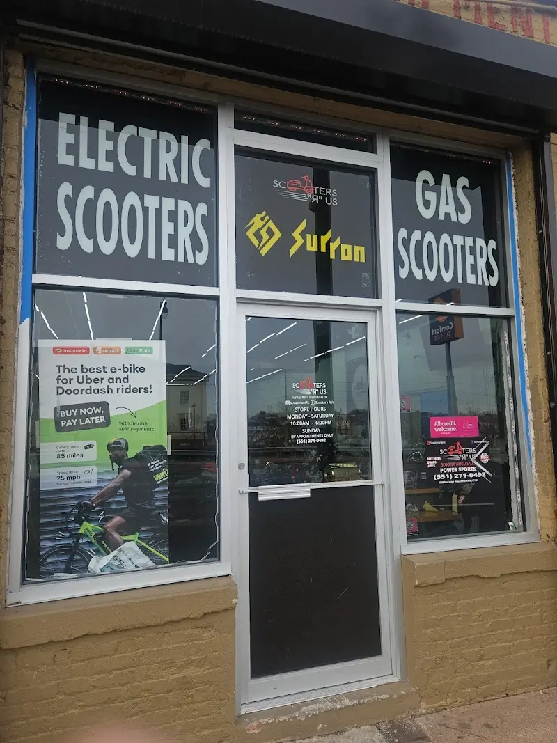 Scooters R Us storefront