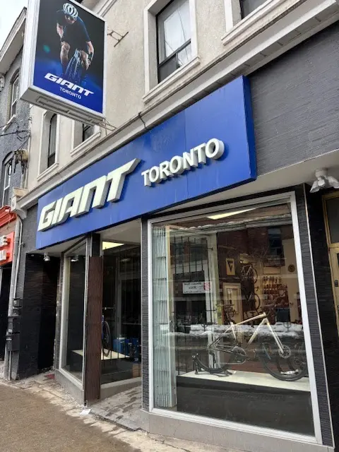Giant Bicycles Toronto storefront