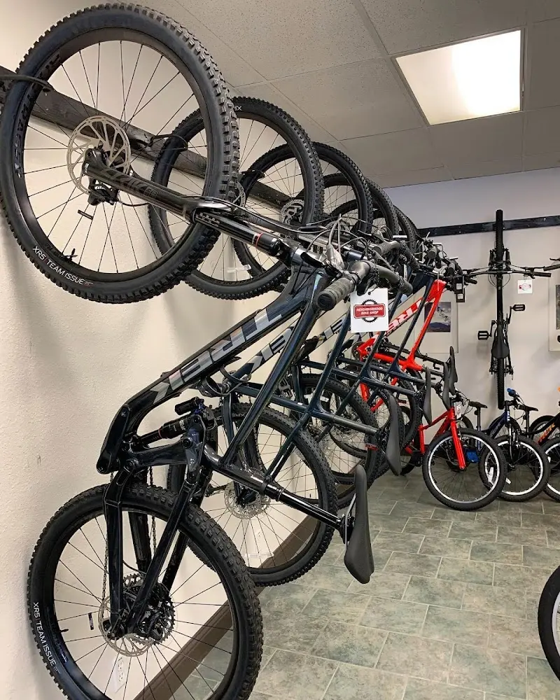 Neighborhood Bike Shop - La Riviera storefront