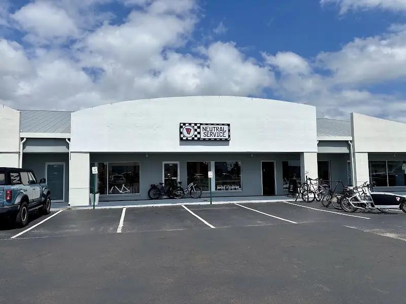 Neutral Service storefront