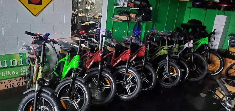 Juniors E-Bikes storefront