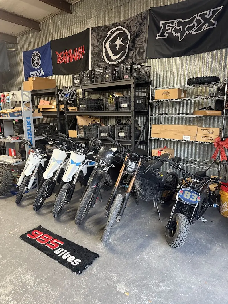 985 Bikes storefront