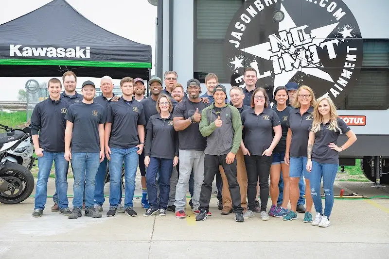 Struthers Bros. Kawasaki-Suzuki-Triumph storefront