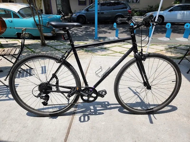 Alex's Bikes storefront