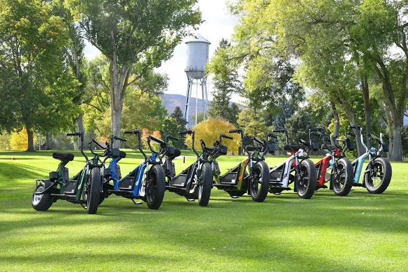 Finn Scooters storefront