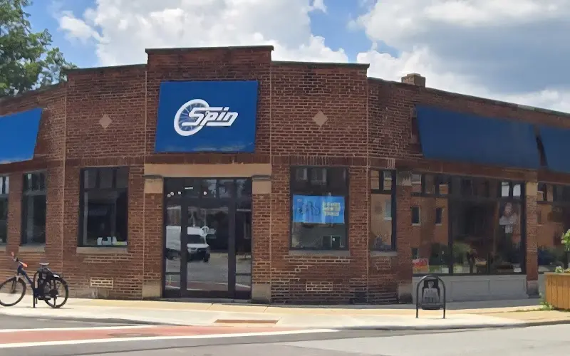 Spin Bike Shop storefront