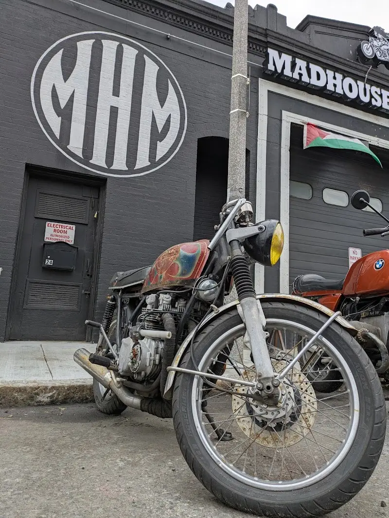 Madhouse Motors storefront