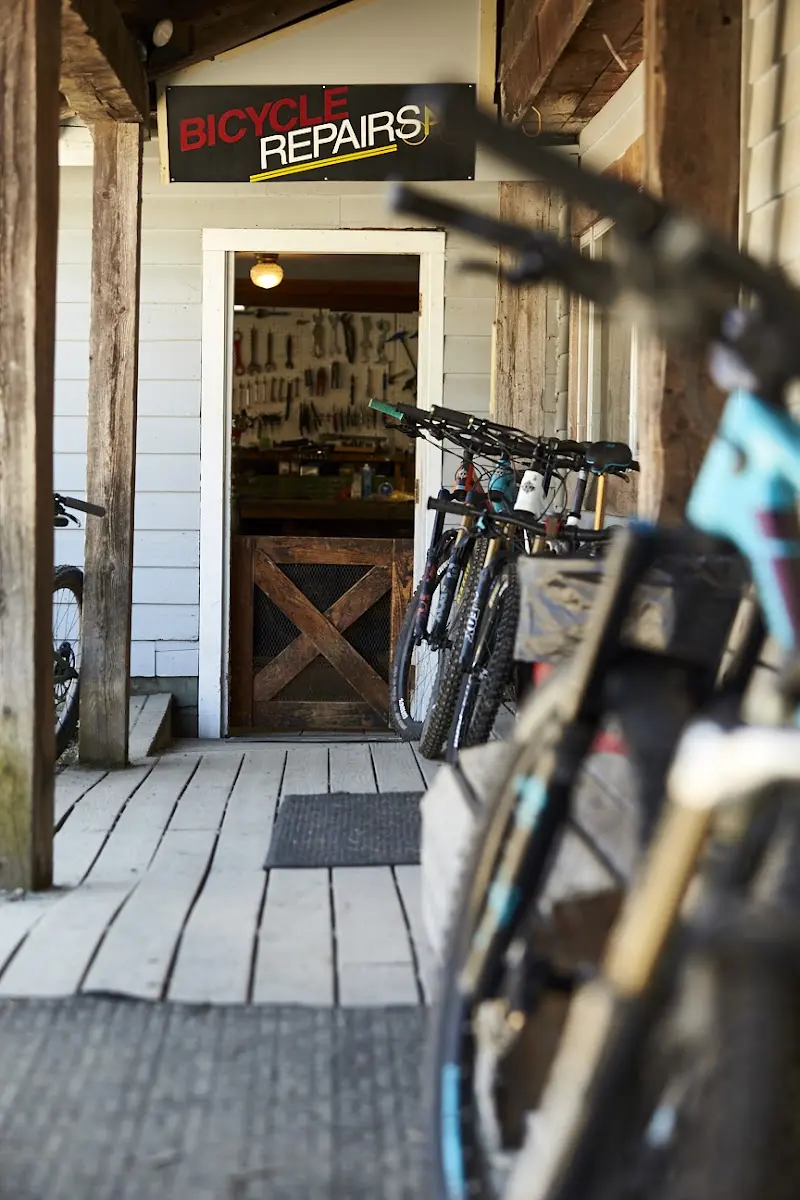 Stark Mountain Bike Works storefront