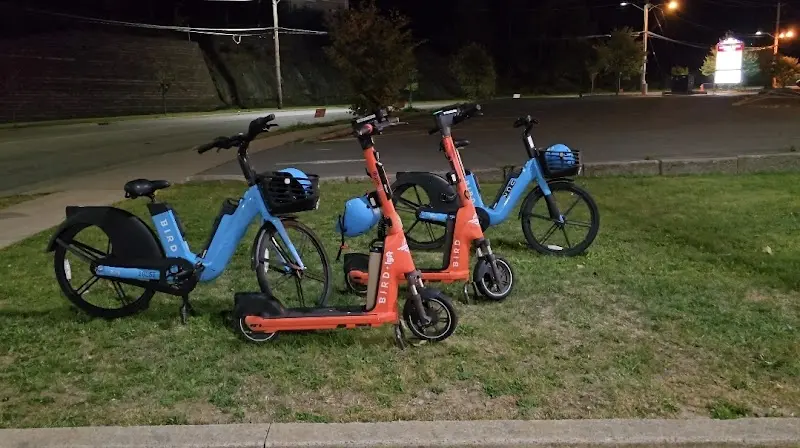 HRM e-scooter / e-bike pilot location. storefront