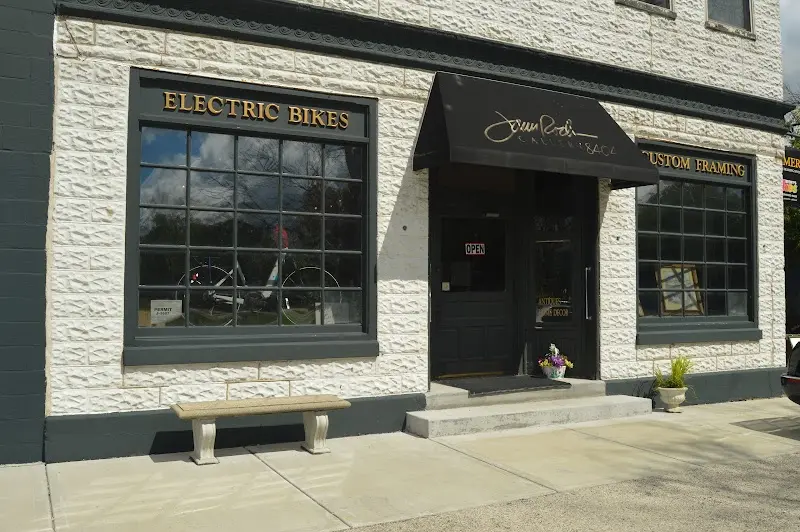 Becky's Bikes storefront