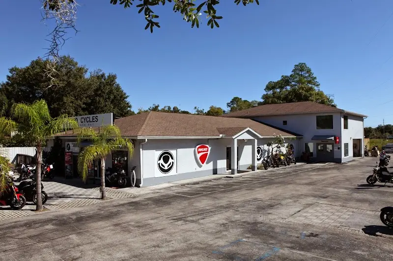 Tampa Bay Motos storefront