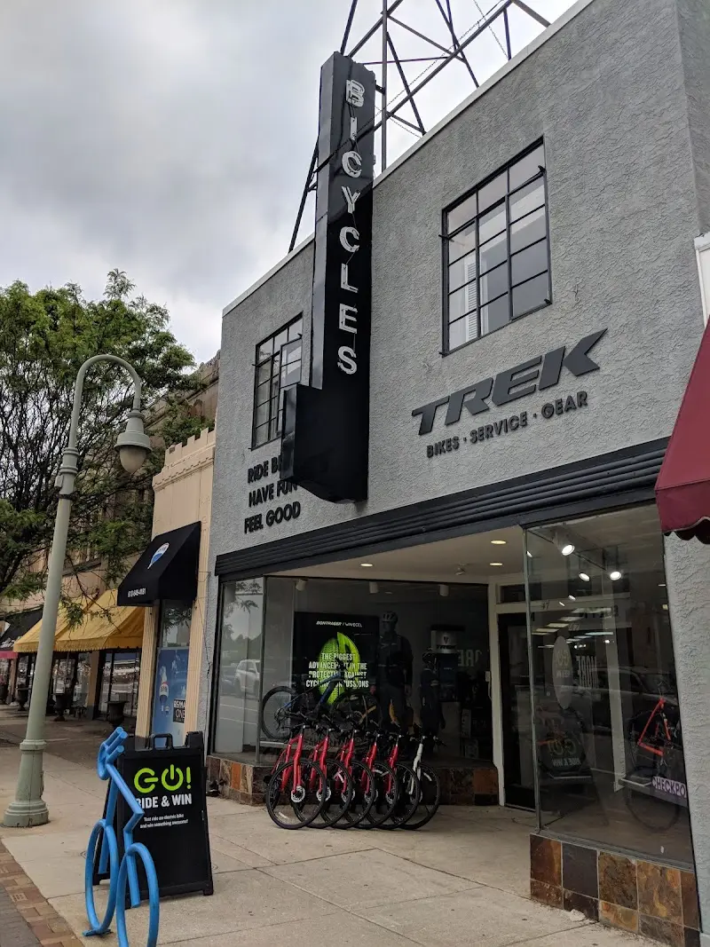 Trek Bicycle Ardmore storefront