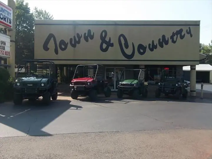 Town & Country Motorsports storefront