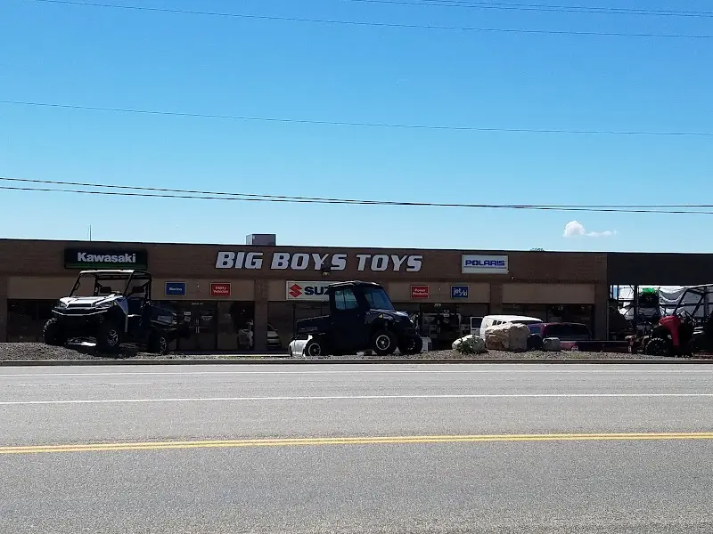 Young Powersports Pleasant View storefront