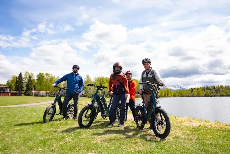 Freewheel Art & E-Bike Tours storefront