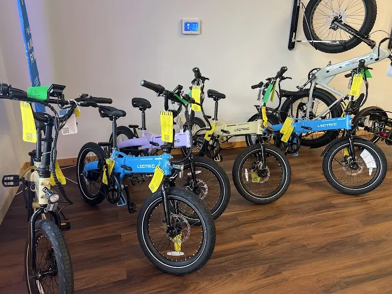 Bimini Bay E-bikes and trikes storefront
