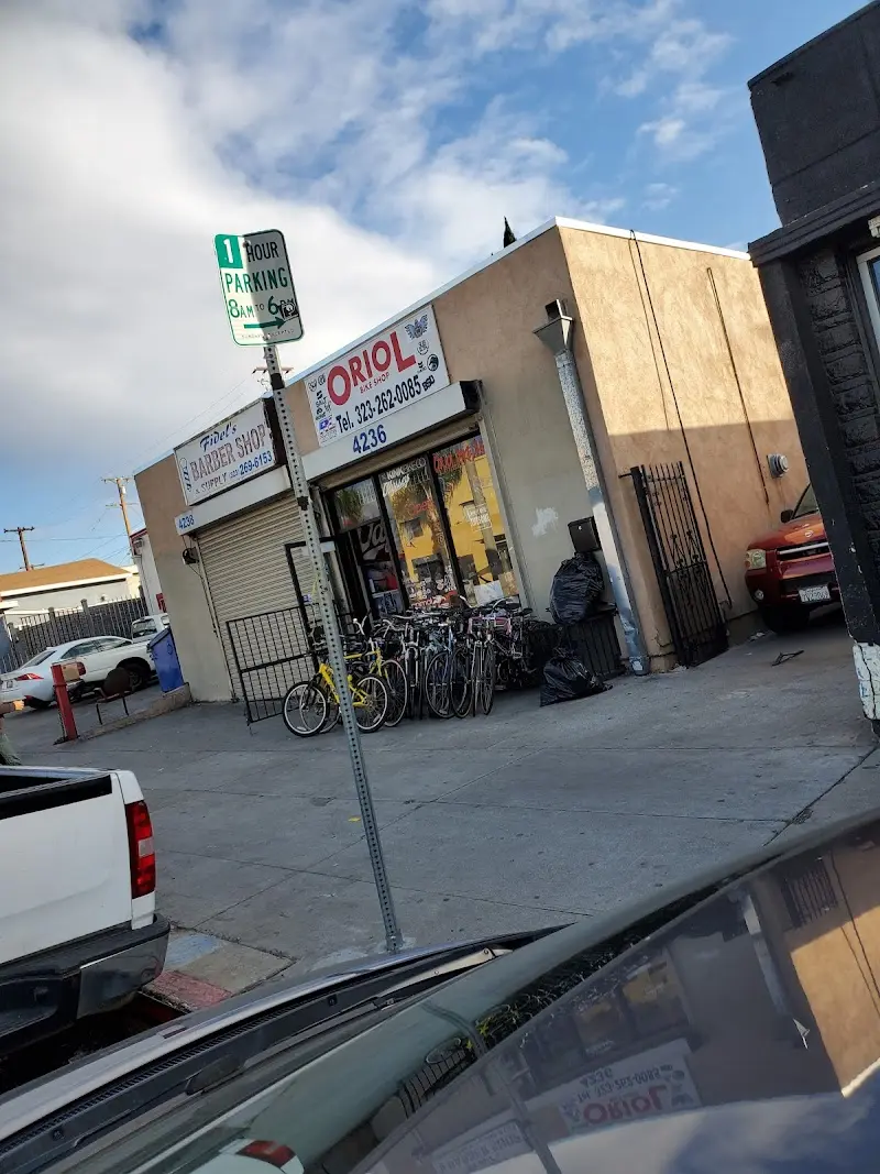 Oriol Bike Shop storefront