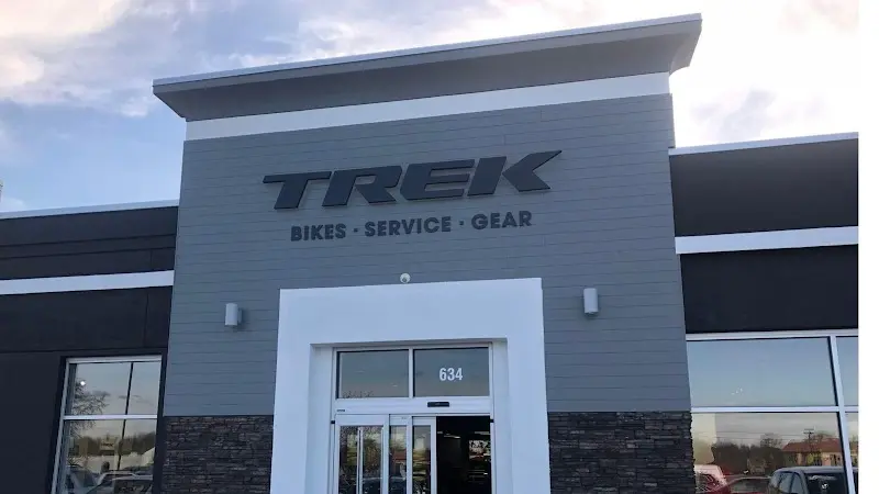 Trek Bicycle Lees Summit storefront