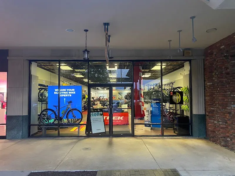 Trek Bicycle Springfield storefront