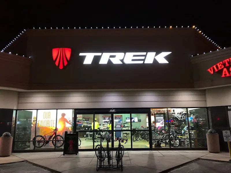 Trek Bicycle Omaha Midtown storefront