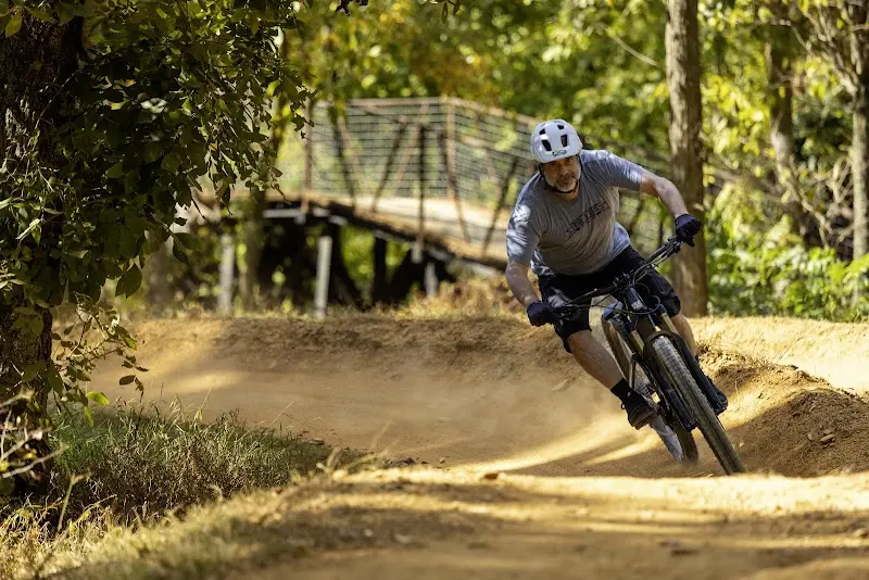 Rise And Ride Electric MTB Rental storefront