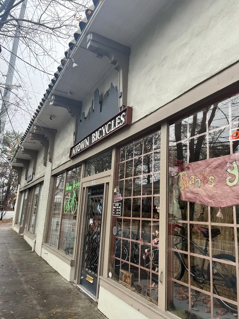Intown Bicycles storefront