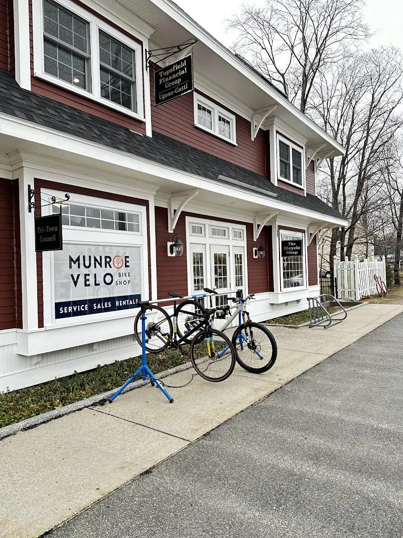 Munroe Velo Bike Shop storefront