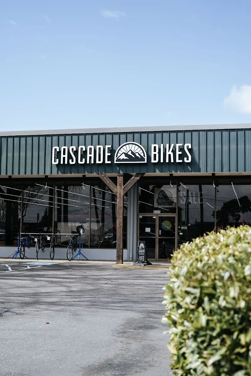Cascade Bikes storefront