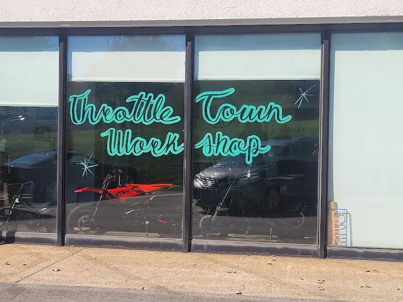 Throttle Town Workshop storefront