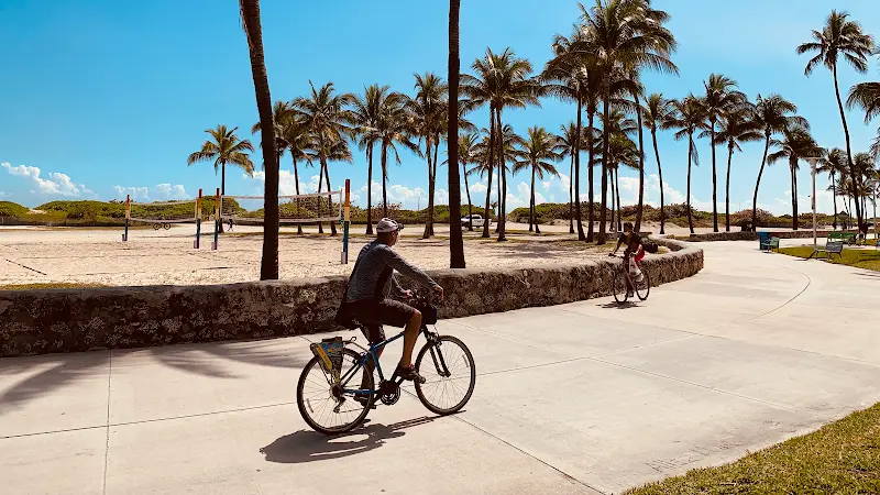 Bike & Roll Miami - Bicycle Rentals and Segway Tours storefront