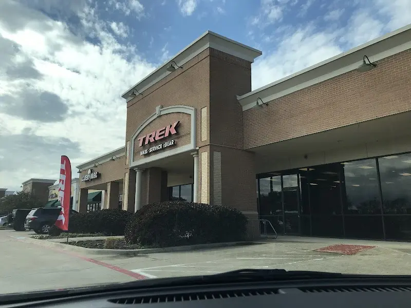 Trek Bicycle Coppell storefront