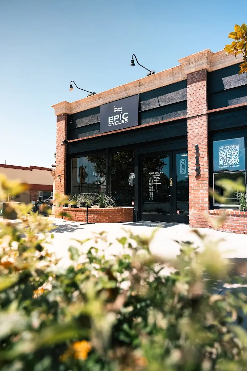 Epic Cycles Solana Beach storefront