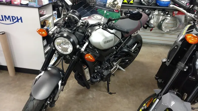 Fredericktown Yamaha Giant Intense storefront