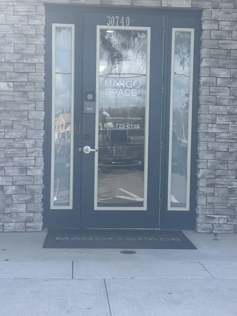 Rogan E-Bikes - St. Petersburg storefront