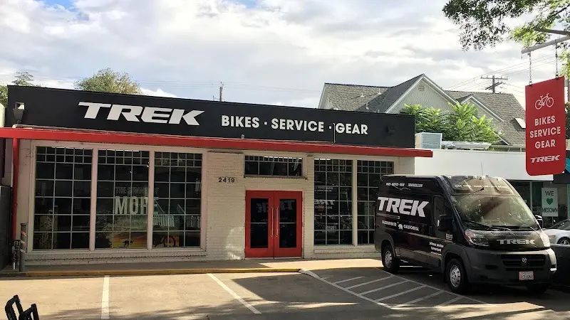 Trek Bicycle Sacramento Midtown storefront