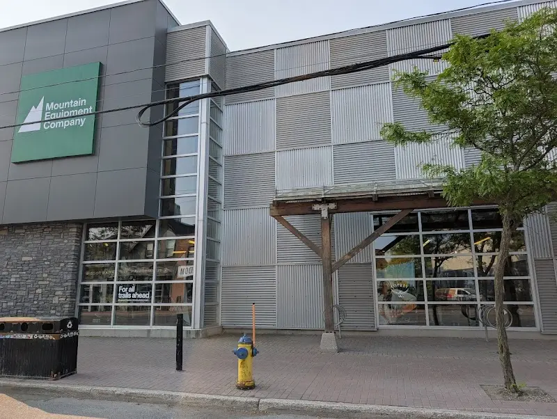 MEC Ottawa storefront