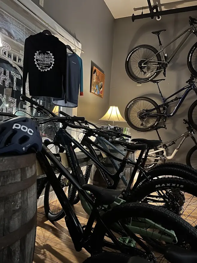 Riverside Cycles storefront