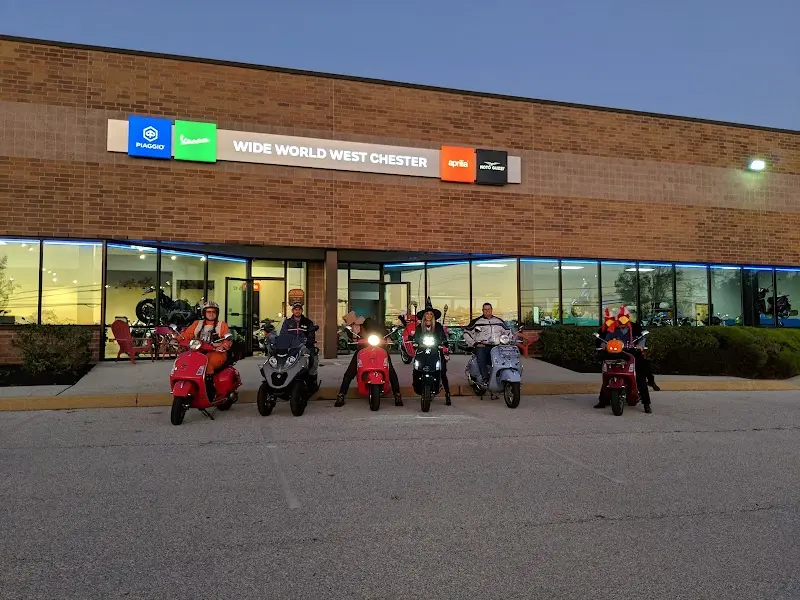 Wide World Motors storefront