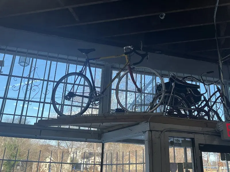 AC Clutch Bicycle Shop storefront