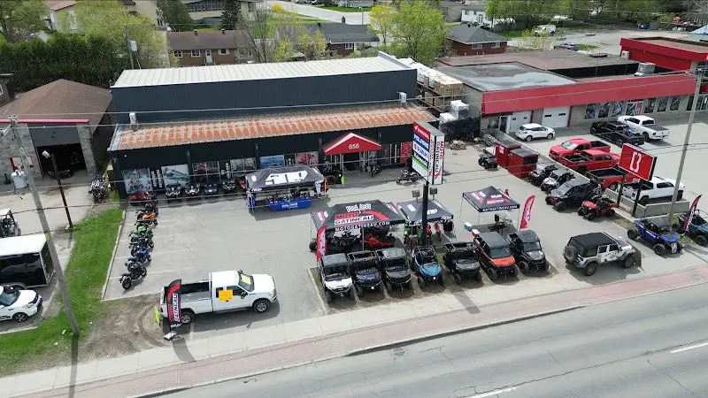 Moto Gatineau storefront