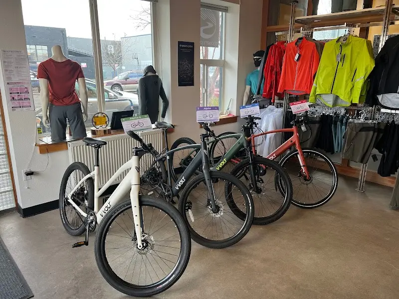 Vvolt eBikes | Portland storefront