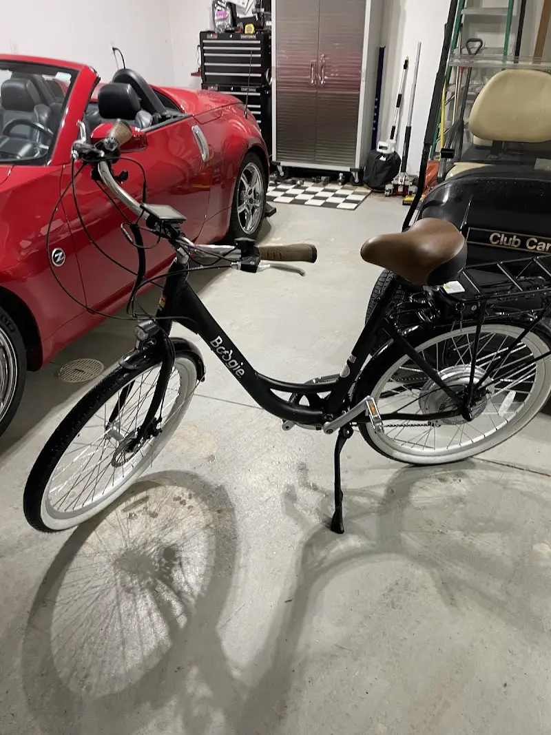 Small Town Bike Company storefront