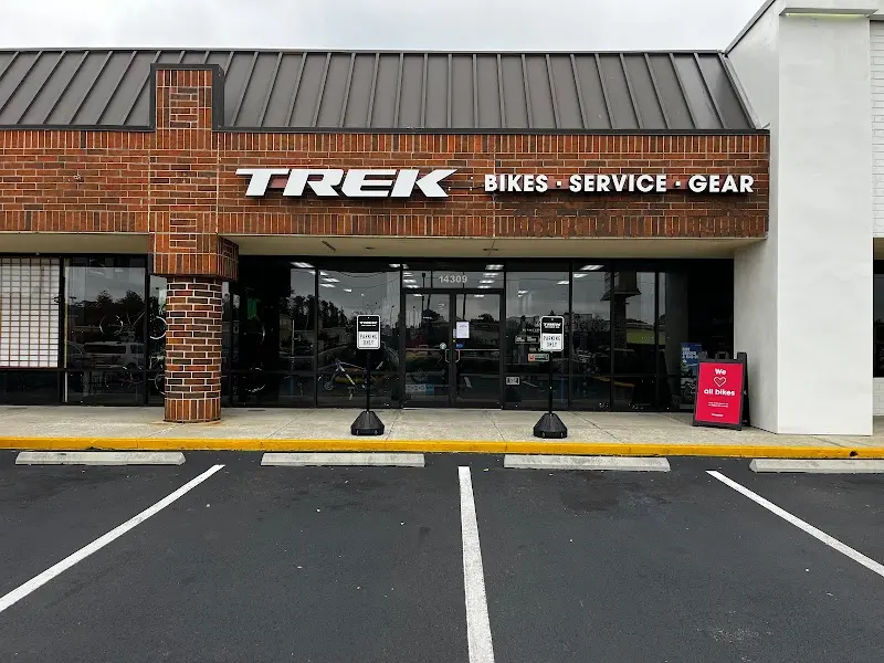 Trek Bicycle Tampa Carrollwood storefront