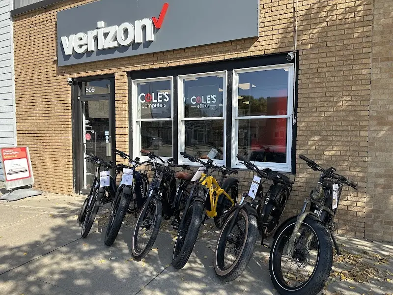 Cole's eBikes storefront