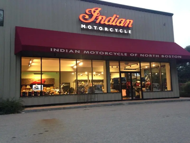MOMS Tyngsboro storefront