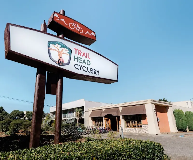Trail Head Cyclery storefront