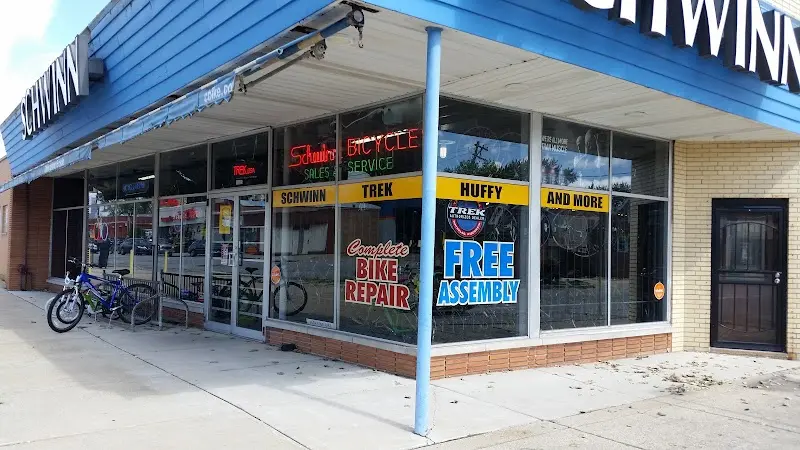 Chicagoland Bicycle Trek and Cannondale Bicycles storefront