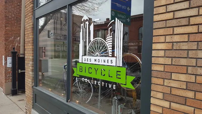 Des Moines Street Collective storefront