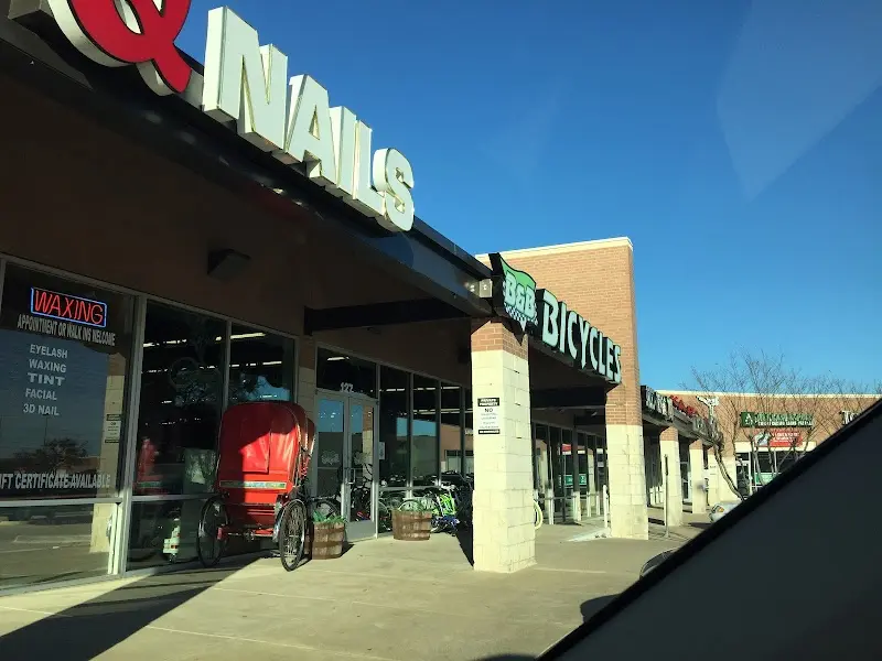 B & B Bicycles storefront